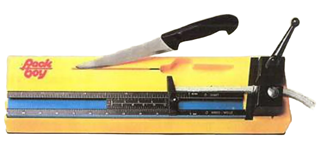 przyrząd do przycinania pakunków